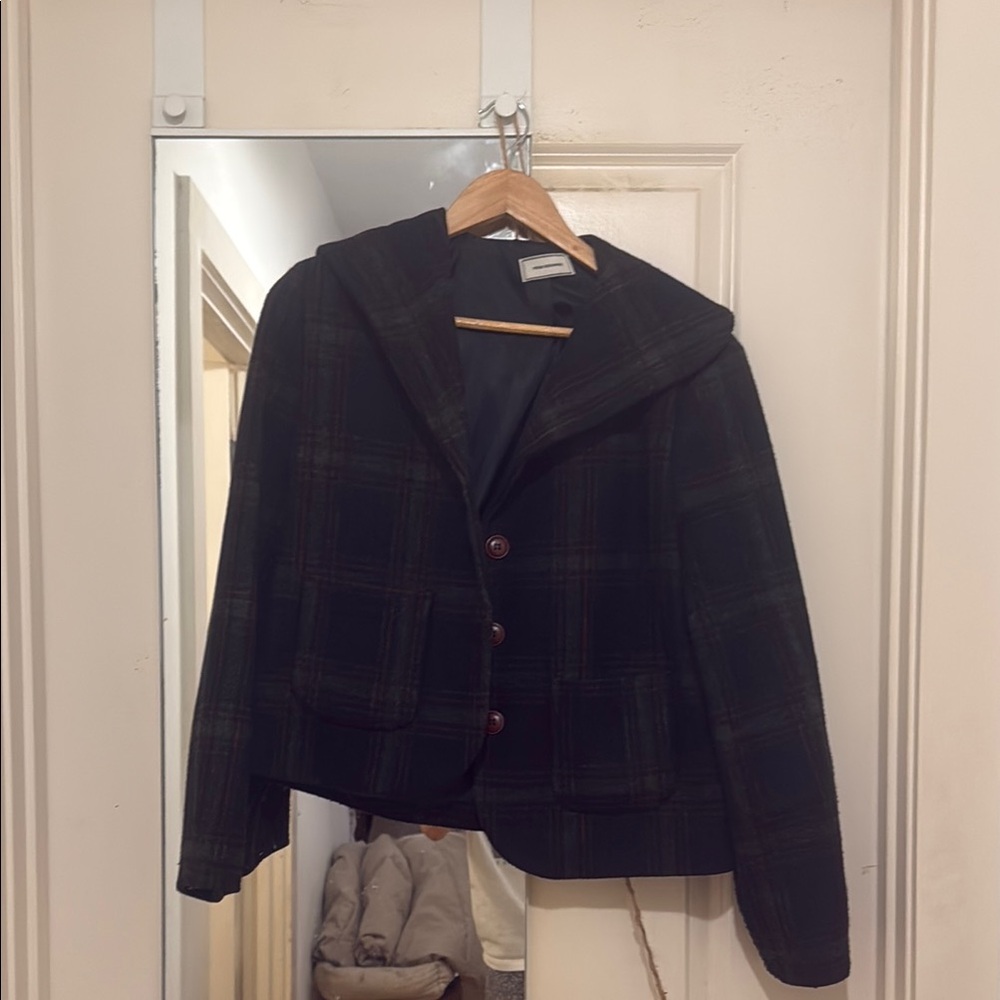 Black Textured Blazer for Formal Occasions